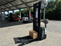 Bobcat Hubwagen Albers Fördertechnik